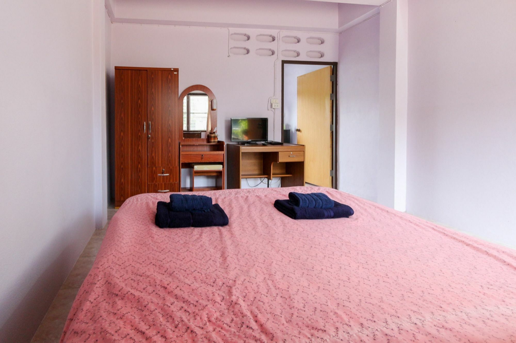 The Stay Guest House Лей Екстер'єр фото
